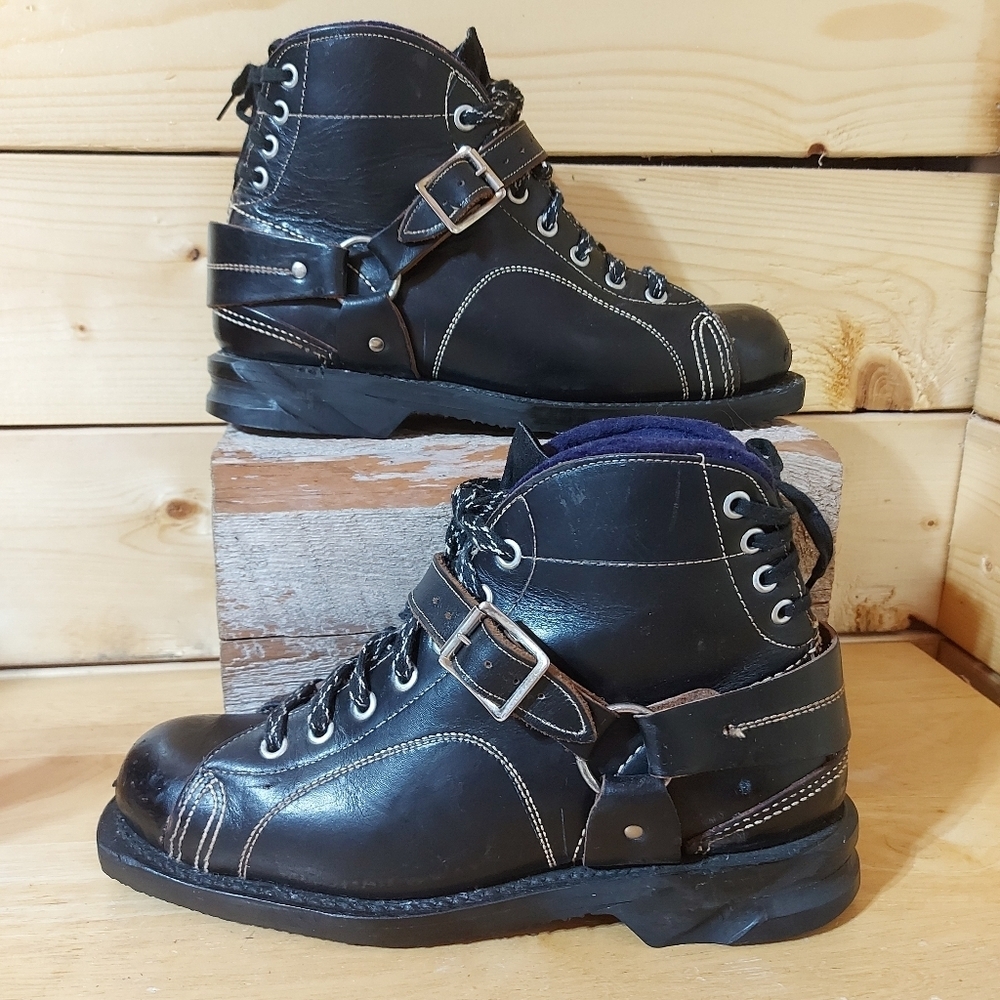 DAOUST Antique collectible leather ski boots Made in Canada Unisex